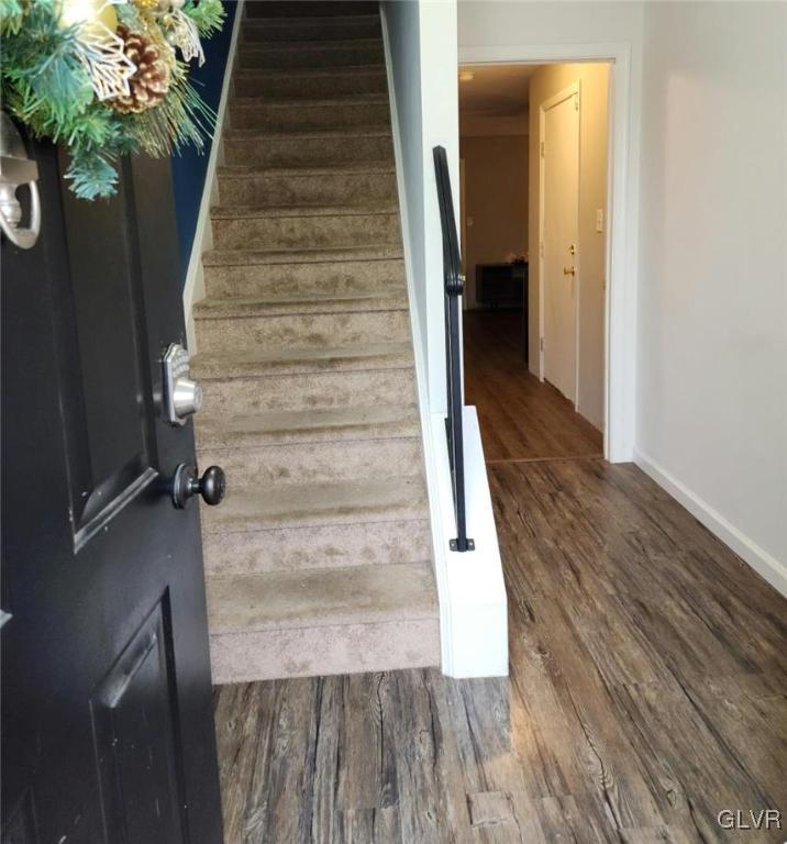 40 Corriere Road Easton, PA 18045 - Photo 5 of 44 a view of entryway and hall with wooden floor