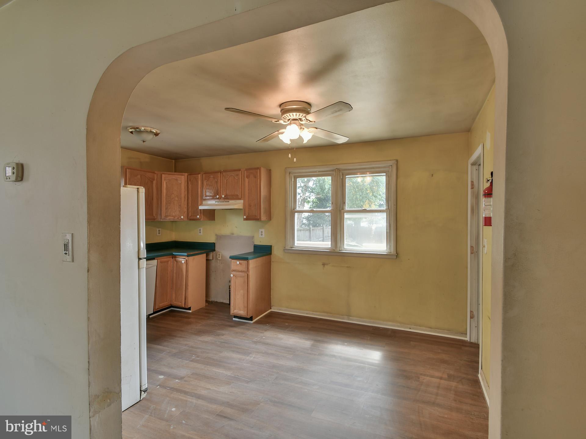 449 Cleveland Road Linthicum Heights, MD 21090 - Photo 12 of 45