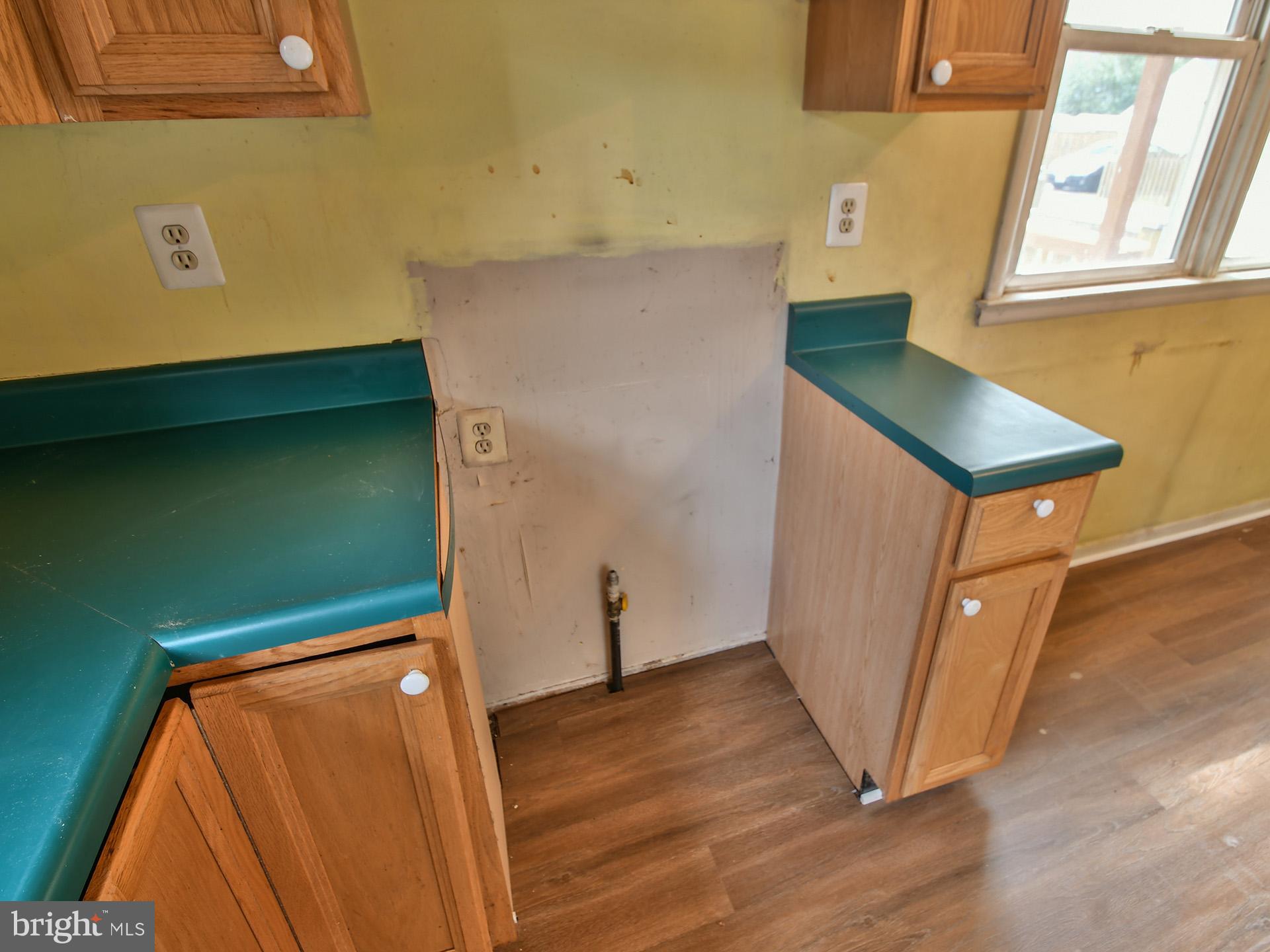 449 Cleveland Road Linthicum Heights, MD 21090 - Photo 16 of 45