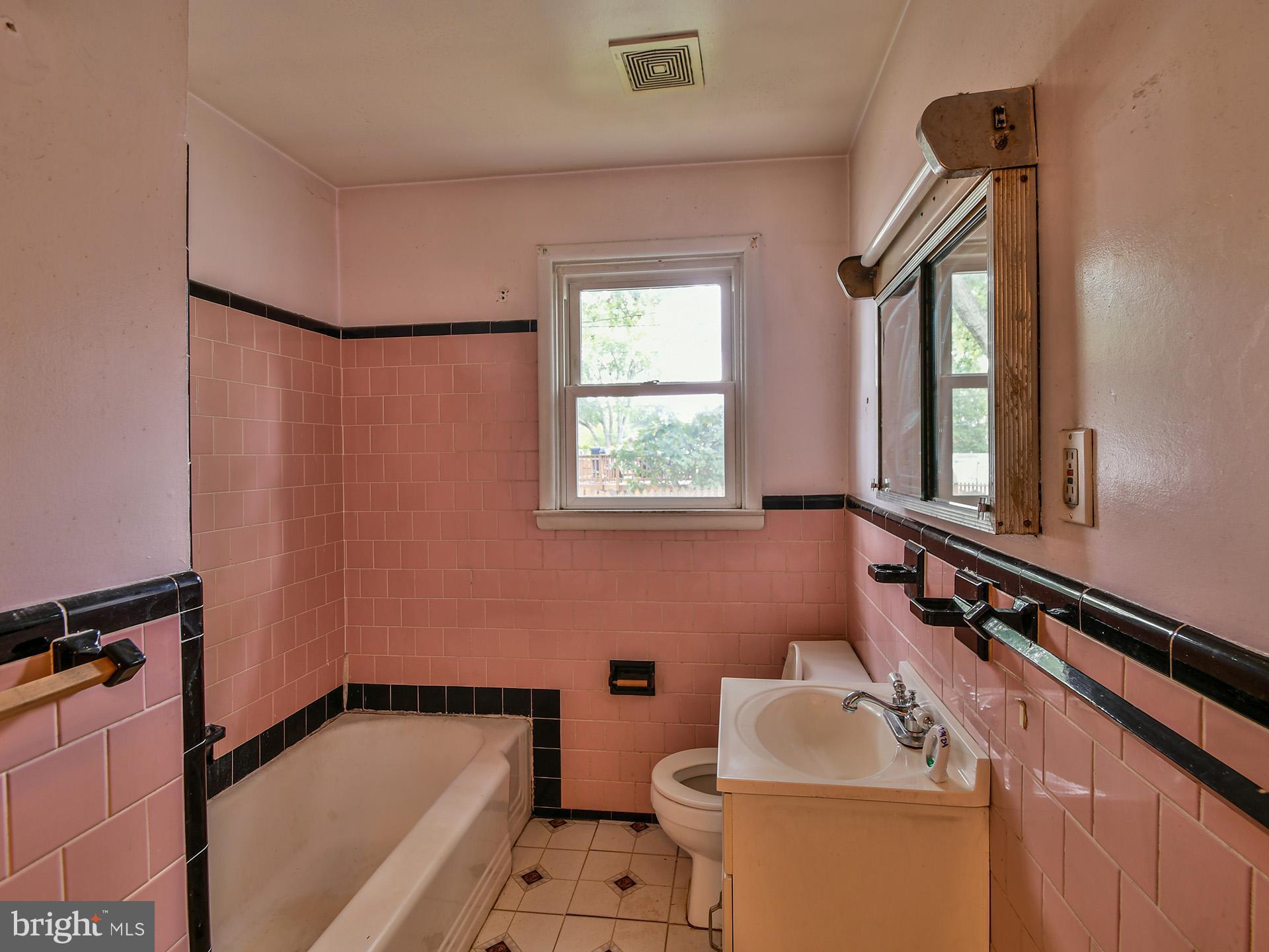 449 Cleveland Road Linthicum Heights, MD 21090 - Photo 21 of 45