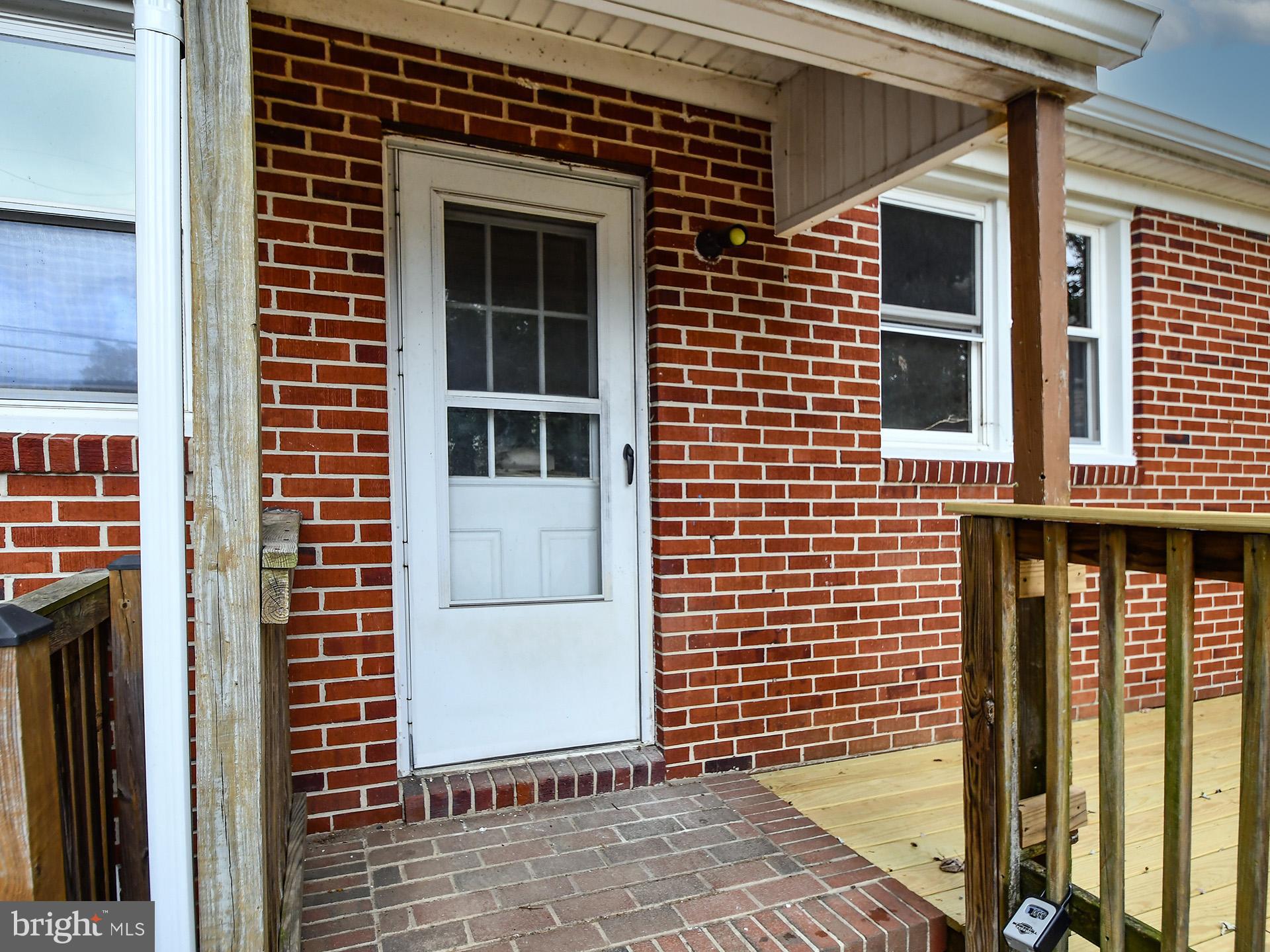 449 Cleveland Road Linthicum Heights, MD 21090 - Photo 8 of 45