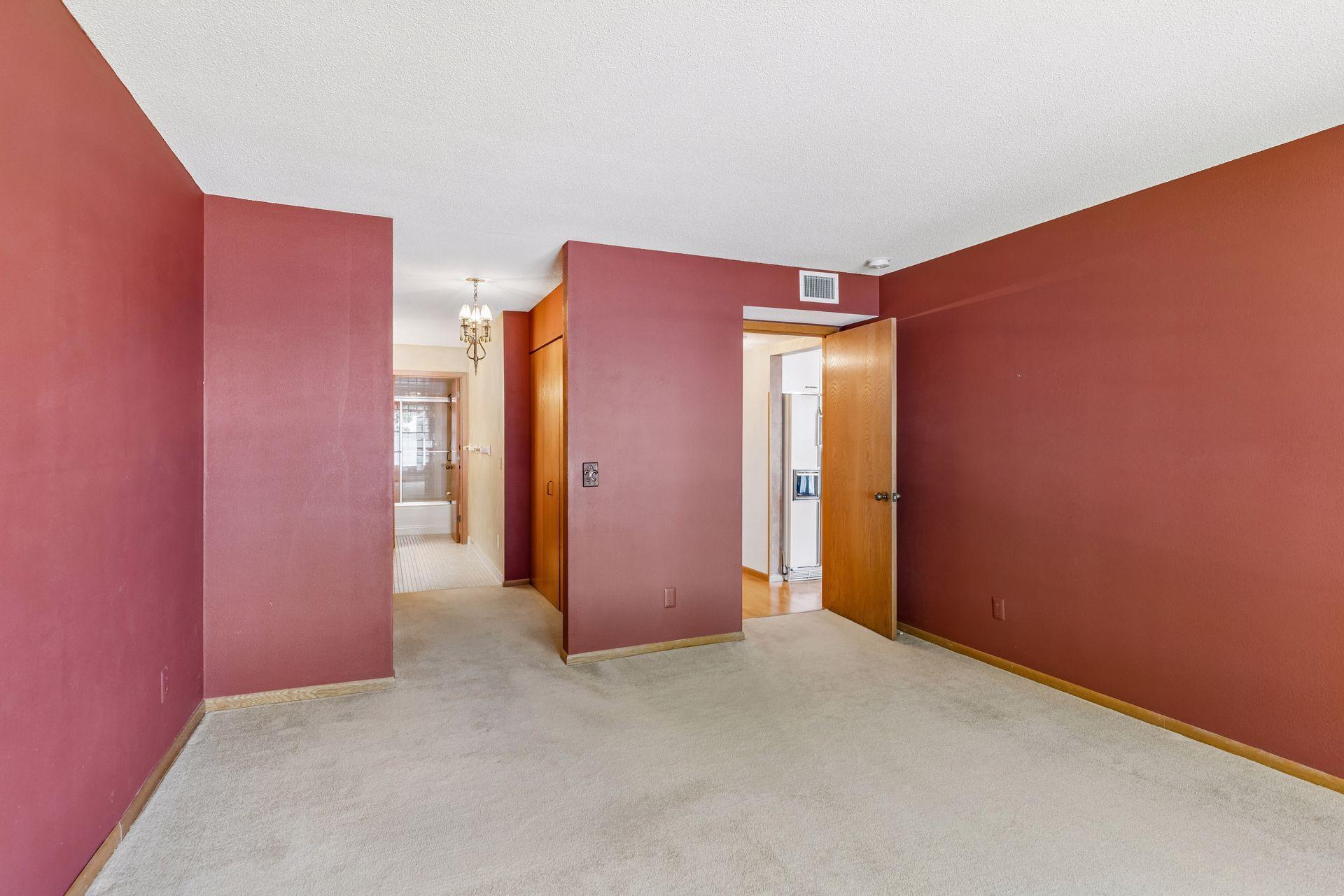 603 Lake Street, Unit 215 Excelsior, MN 55331 - Photo 29 of 42