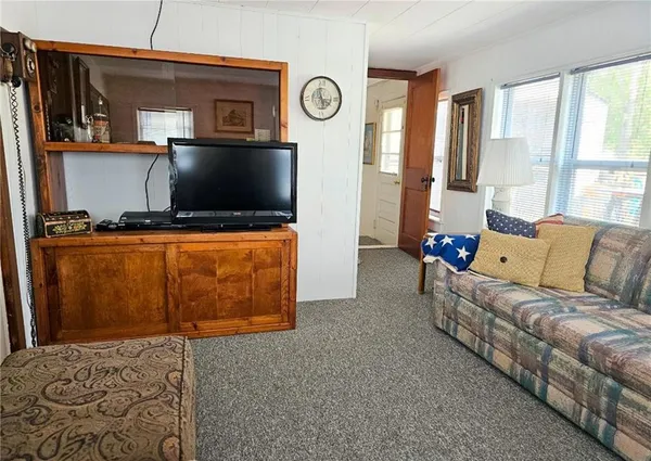 $395,000 | South Kahola Road, Council Grove, KS 66846