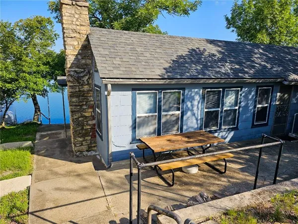 $395,000 | South Kahola Road, Council Grove, KS 66846