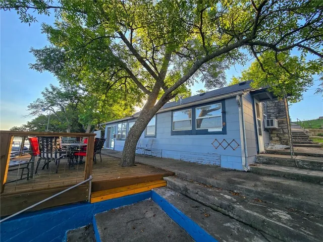 $395,000 | South Kahola Road, Council Grove, KS 66846