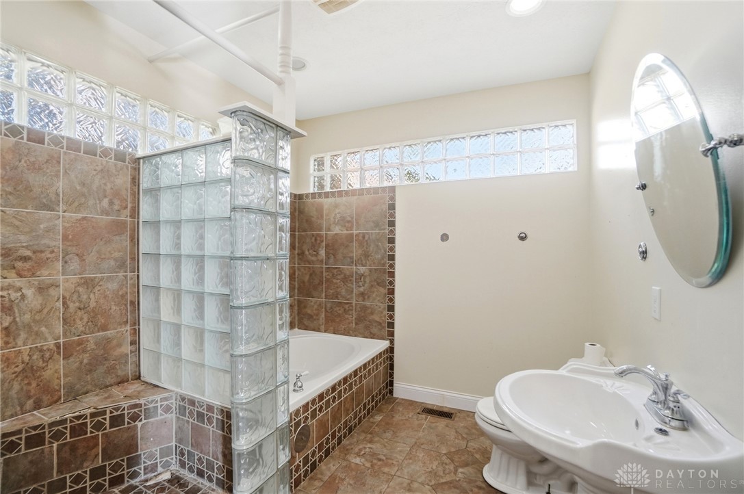 4898 Graham Street Springfield, OH 45502 - Photo 20 of 45