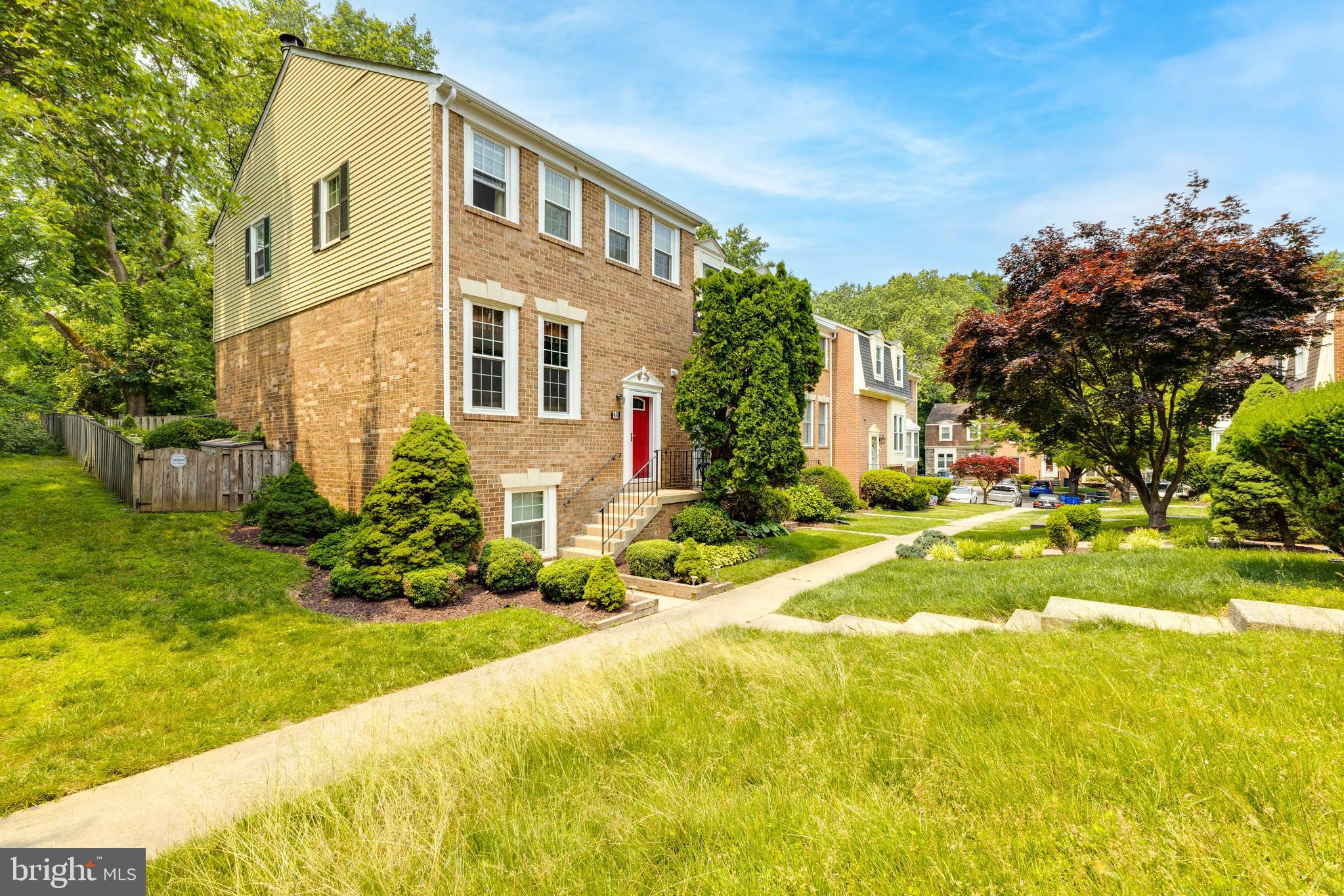66 Catoctin Court Silver Spring, MD 20906 - Photo 2 of 40 End unit
