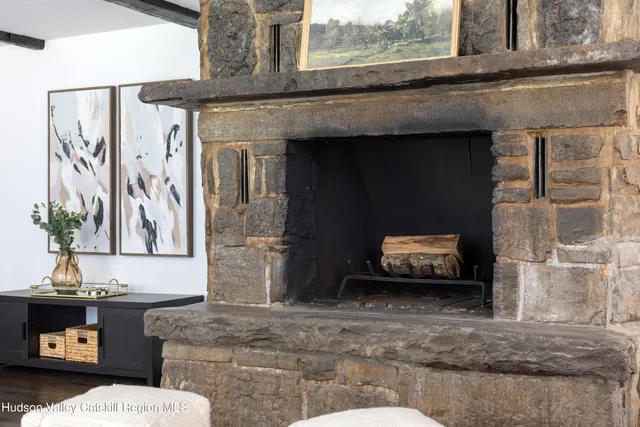 a car parked in front of a building