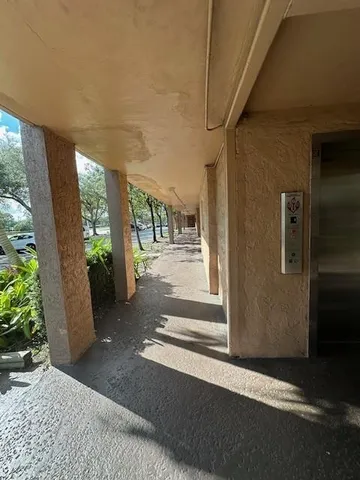 $2,500 | 2700 Coral Springs Drive, Unit 207, Coral Springs, FL 33065