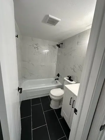 $2,500 | 2700 Coral Springs Drive, Unit 207, Coral Springs, FL 33065