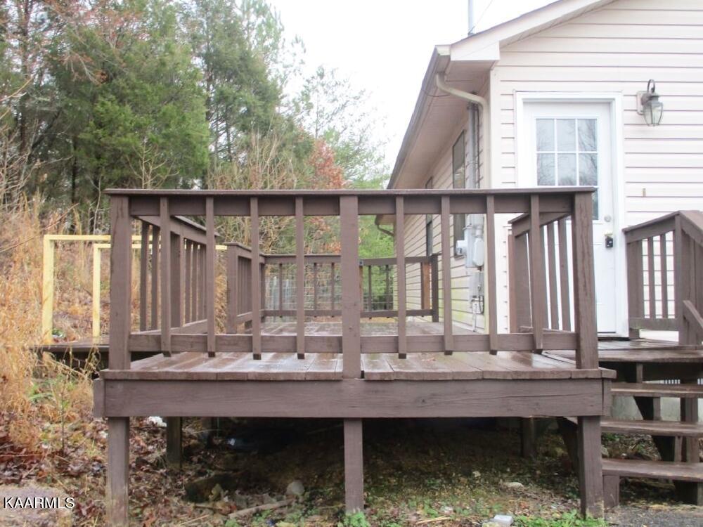 198 Sunrise Lane Decatur, TN 37322 - Photo 12 of 13 rear deck nd