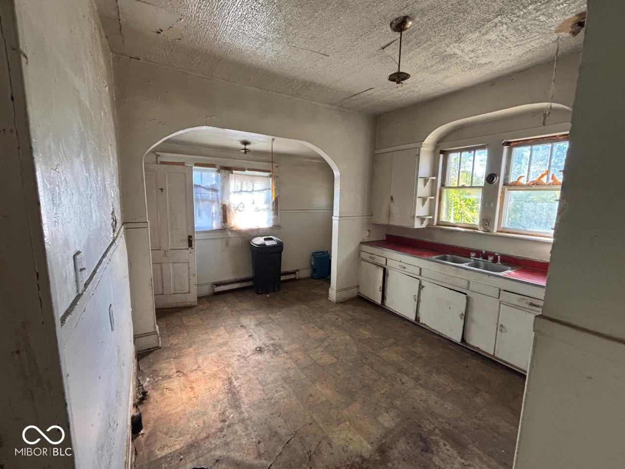 1202 South Boots Street Marion, IN 46953 - Photo 17 of 34