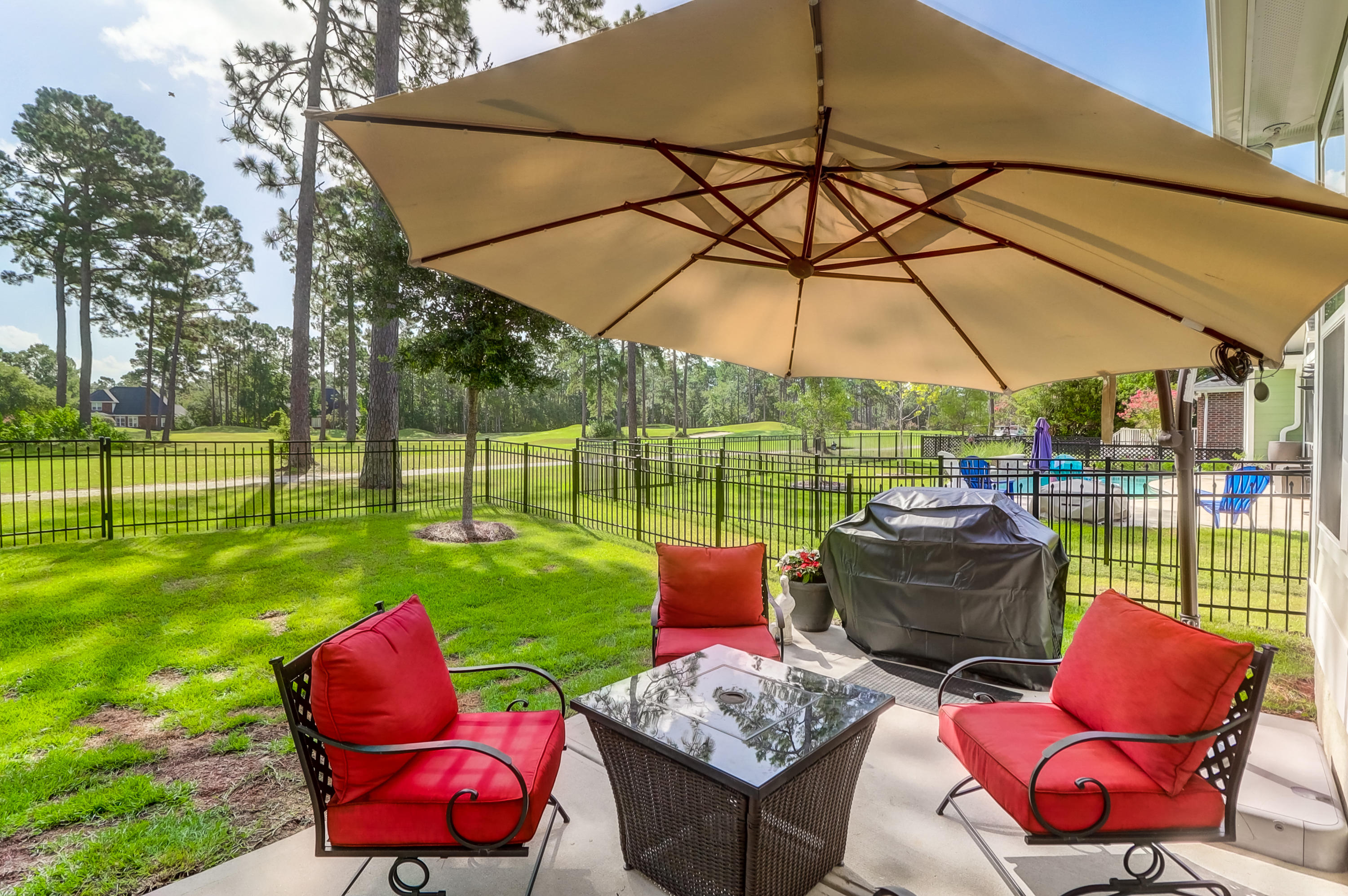 206 Kilarney Road Summerville, SC 29483 - Photo 8 of 60 Golf Course Views