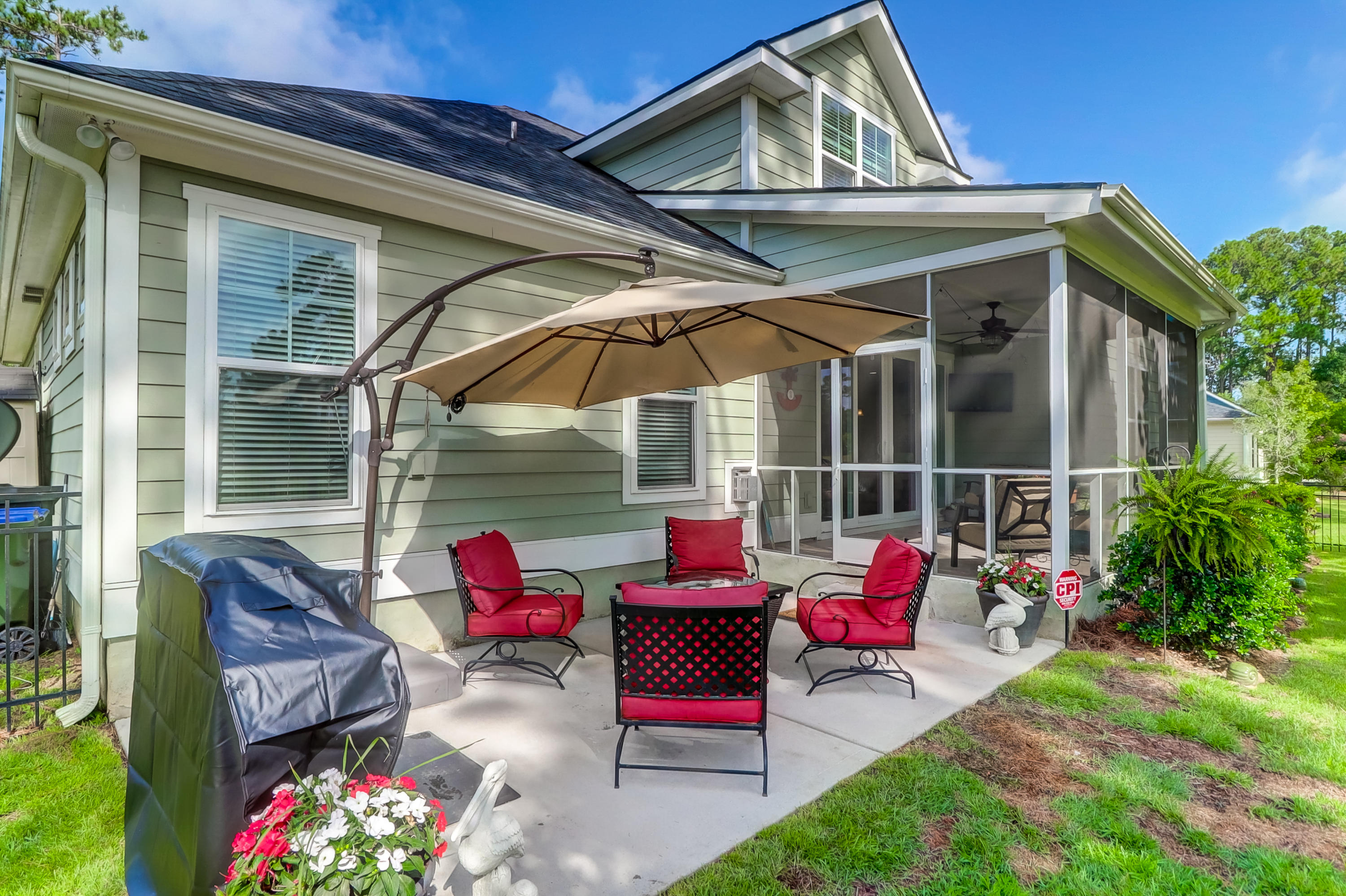 206 Kilarney Road Summerville, SC 29483 - Photo 9 of 60 Back _Patio