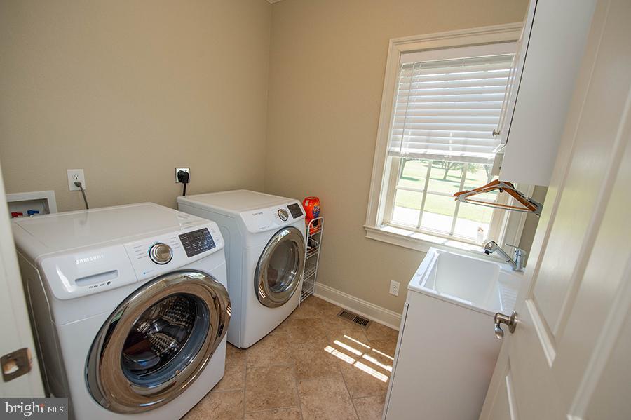 5464 Moose Lodge Road Cambridge, MD 21613 - Photo 65 of 87 Laundry