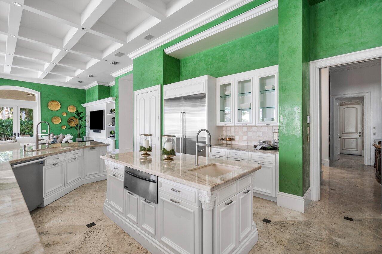 385 Mizner Lake Estates Drive Boca Raton, FL 33432 - Photo 17 of 81 103-385MiznerLakeEstatesDrive-BocaRaton-