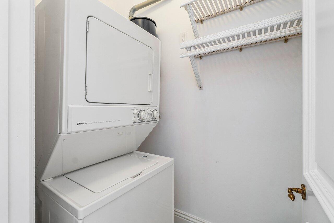 385 Mizner Lake Estates Drive Boca Raton, FL 33432 - Photo 48 of 81 Guest house laundry