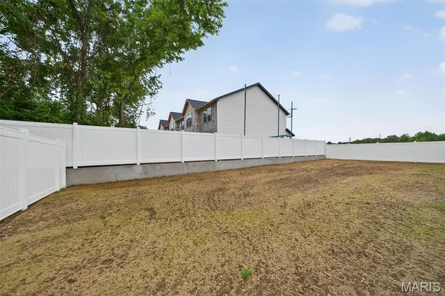 $345,000 | 108 Jimmy H Drive, Jonesburg, MO 63351