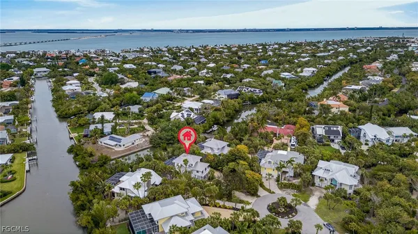 $1,699,000 | 927 Almas Court, Sanibel, FL 33957
