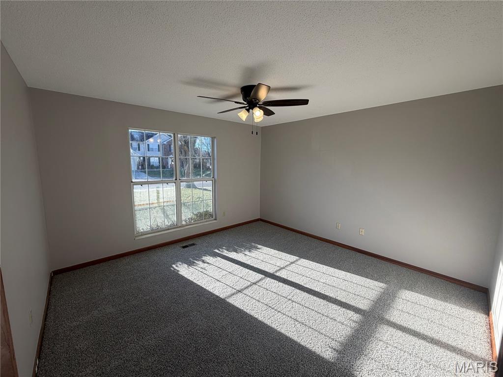 1058 Edgewood Drive O'Fallon, IL 62269 - Photo 14 of 27