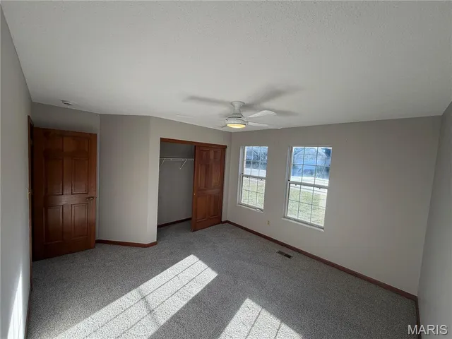 $319,900 | 1058 Edgewood Drive, O'Fallon, IL 62269