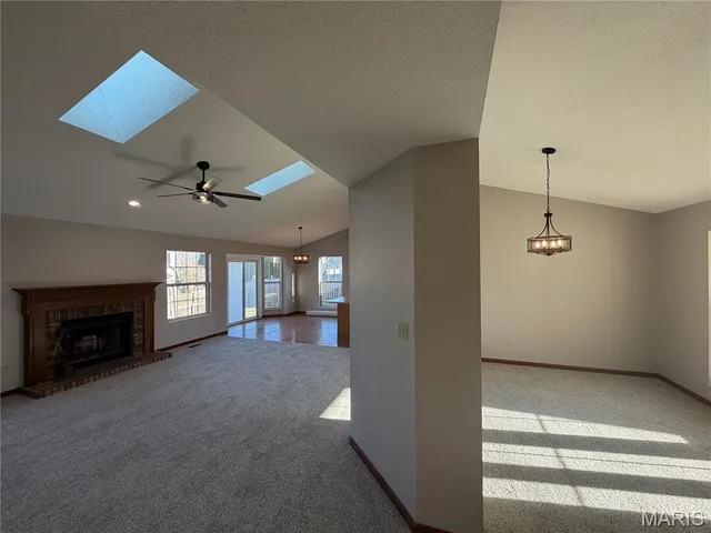 $319,900 | 1058 Edgewood Drive, O'Fallon, IL 62269