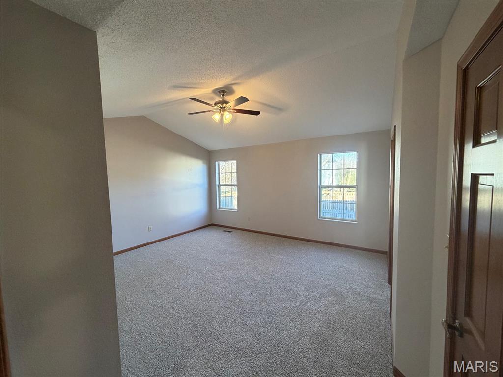 1058 Edgewood Drive O'Fallon, IL 62269 - Photo 8 of 27