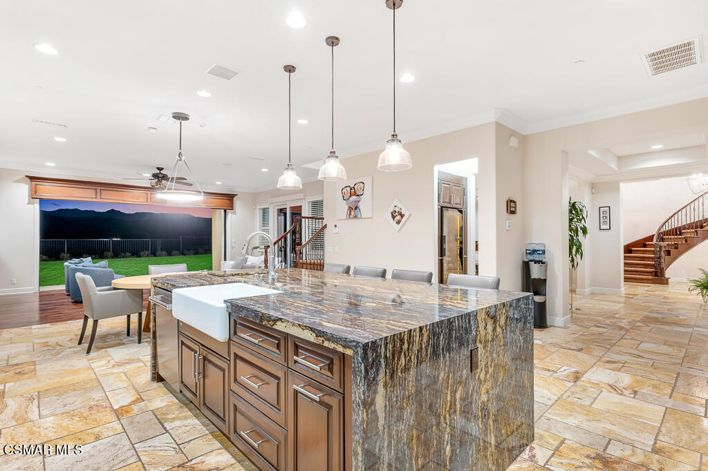 7379 Nicklaus Road Moorpark, CA 93021 - Photo 18 of 85 7379 Nicklaus Rd - HsHProd-119