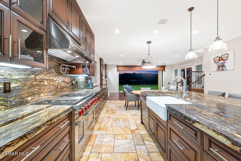 7379 Nicklaus Road Moorpark, CA 93021 - Photo 19 of 85 7379 Nicklaus Rd - HsHProd-120
