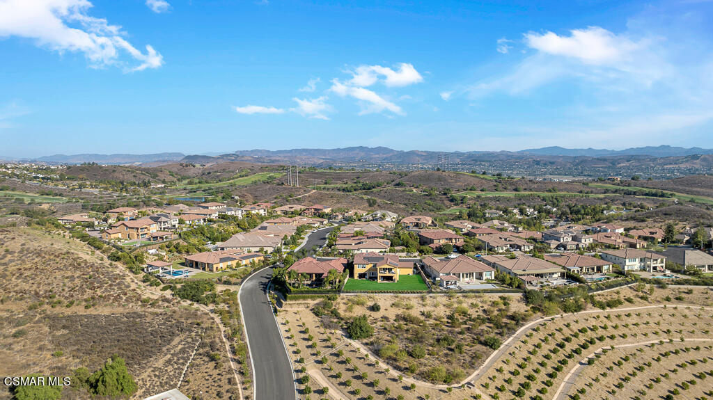 7379 Nicklaus Road Moorpark, CA 93021 - Photo 74 of 85 7379 Nicklaus Rd - HsHProd-47