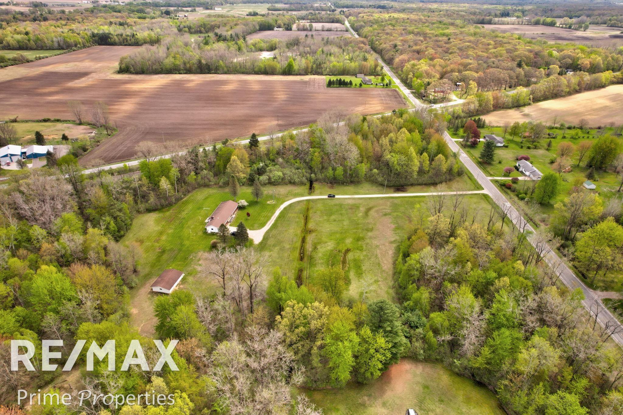 4301 Curtis Road Birch Run, MI 48415 - Photo 52 of 59 50208296-0c45592f-0905-42b2-8eed-e03ee9a05cf4.JPG