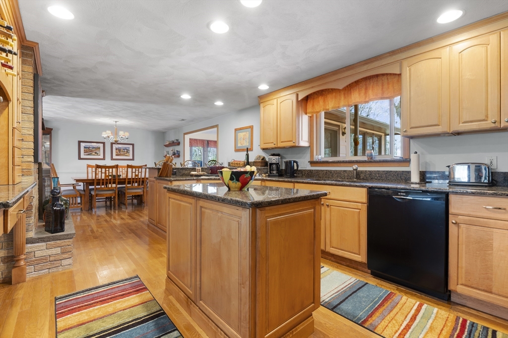 137 Catamount Road Tewksbury, MA 01876 - Photo 9 of 42 Gallery Image 9