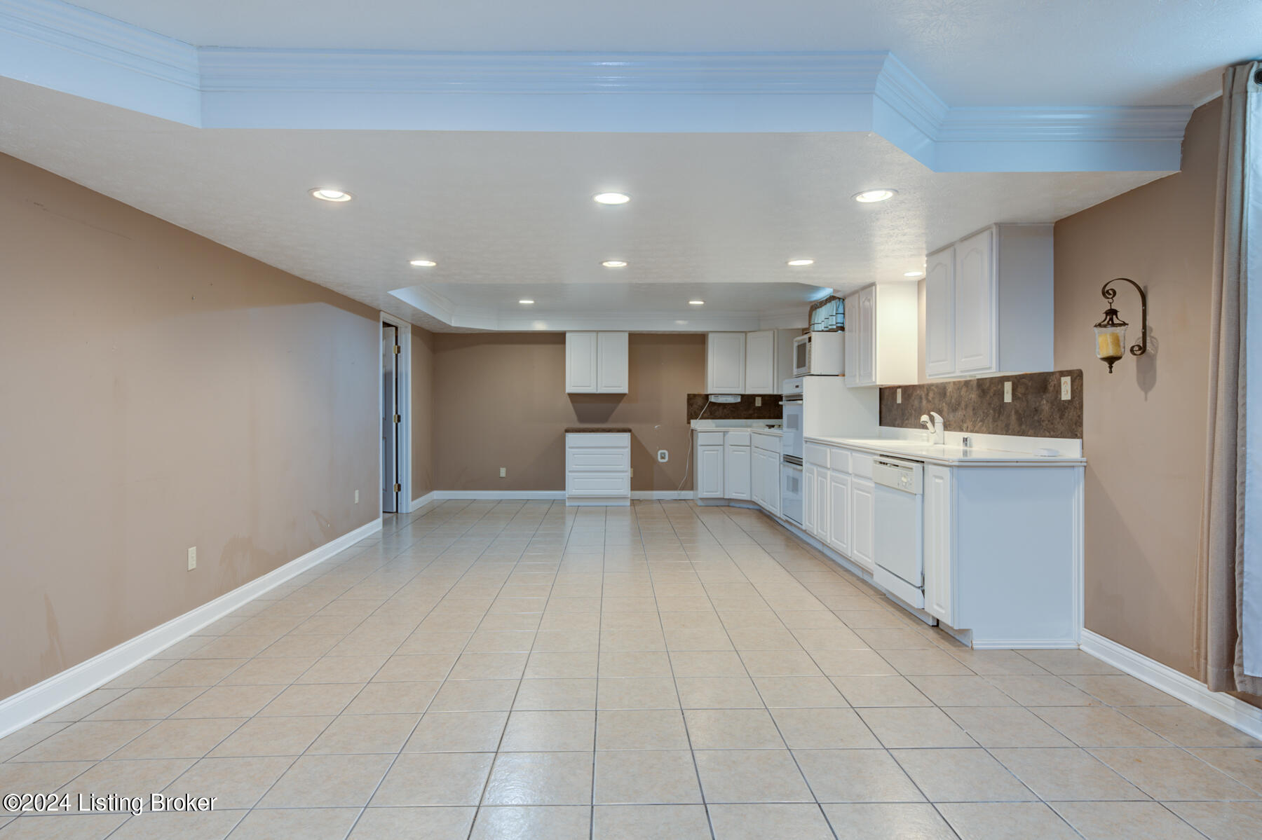 966 Plum Ridge Road Taylorsville, KY 40071 - Photo 27 of 47 27 Basement-Kitchen 3