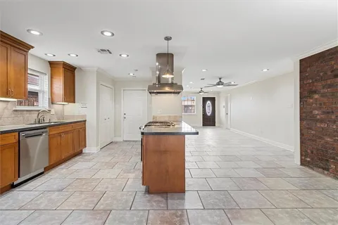 $279,000 | 2716 North Sibley Street, Metairie, LA 70003