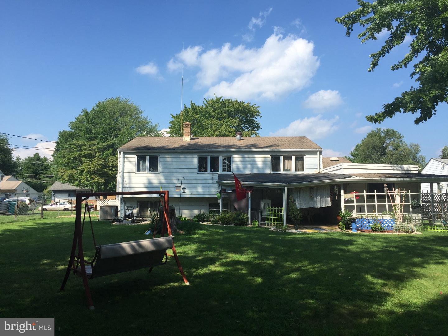 716 Cypress Road Warminster, PA 18974 - Photo 22 of 25 Exterior Back