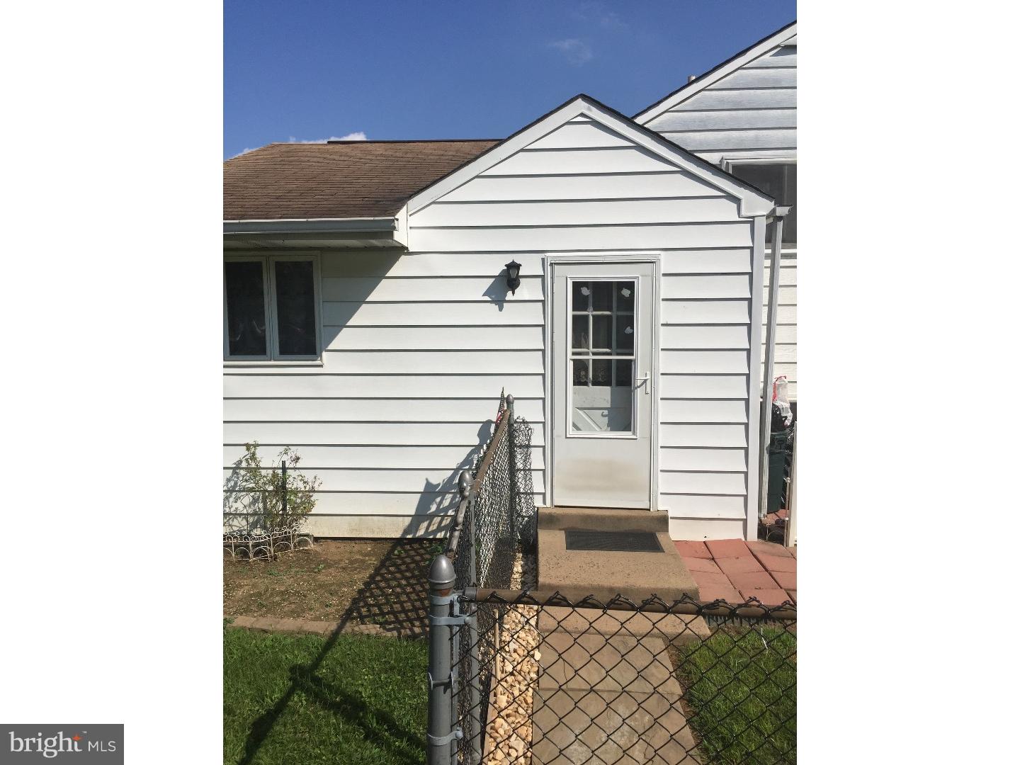 716 Cypress Road Warminster, PA 18974 - Photo 10 of 25 Exterior Side