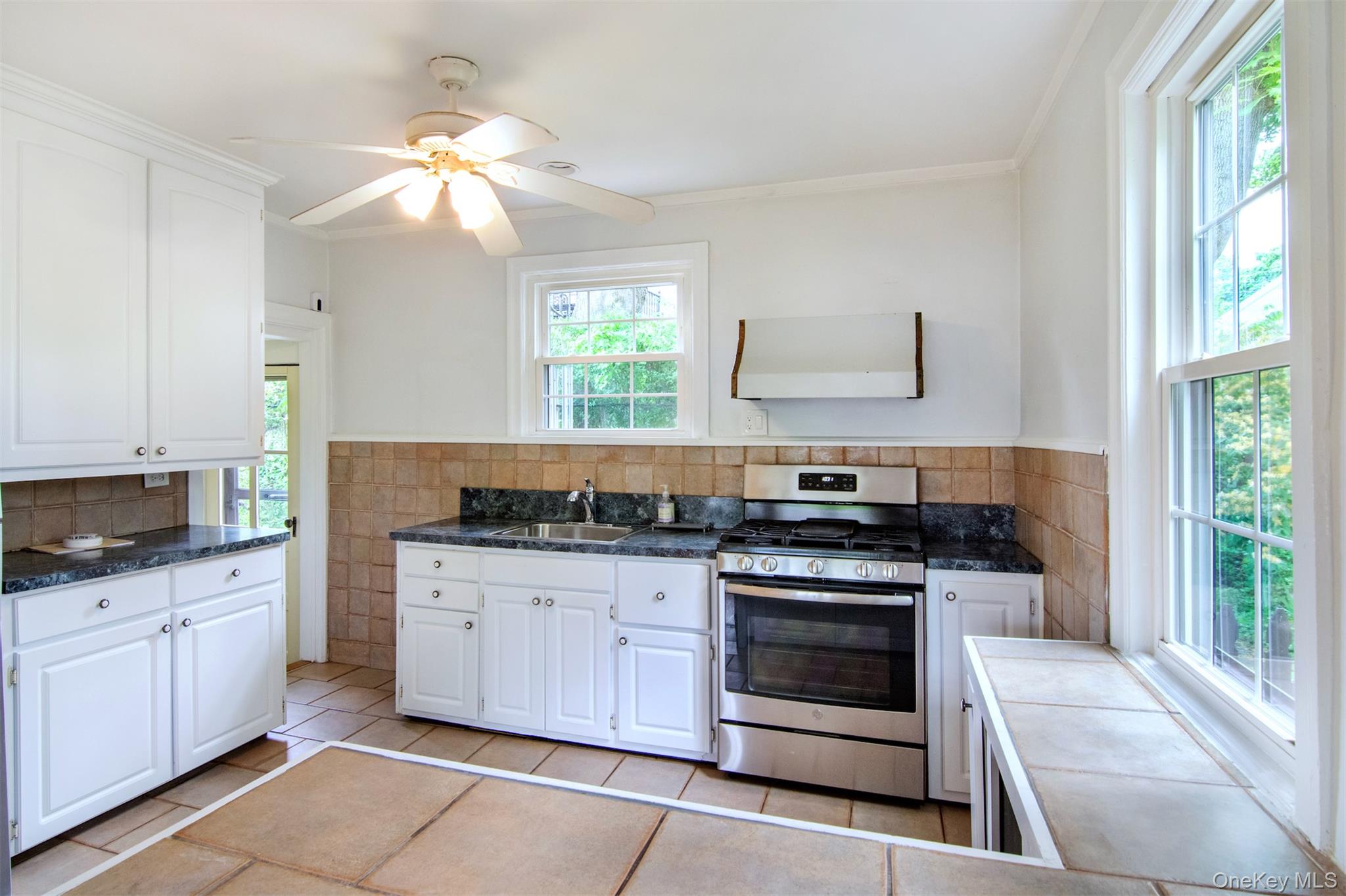 370 Scarsdale Road Tuckahoe, NY 10707 - Photo 17 of 25 Kitchen including ceiling fan with integrated lighting