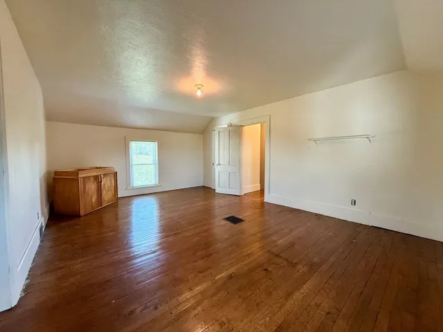 $205,000 | W13231 Mielke Road, Marion, WI 54950