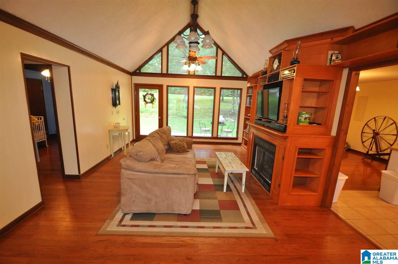 855 Valley Trail Warrior, AL 35180 - Photo 9 of 43