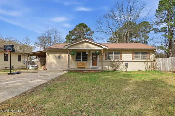 $190,000 | 305 Lionel Road, Pearl, MS 39208