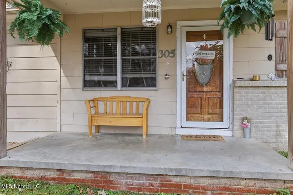 $190,000 | 305 Lionel Road, Pearl, MS 39208