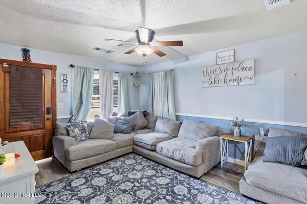 $190,000 | 305 Lionel Road, Pearl, MS 39208