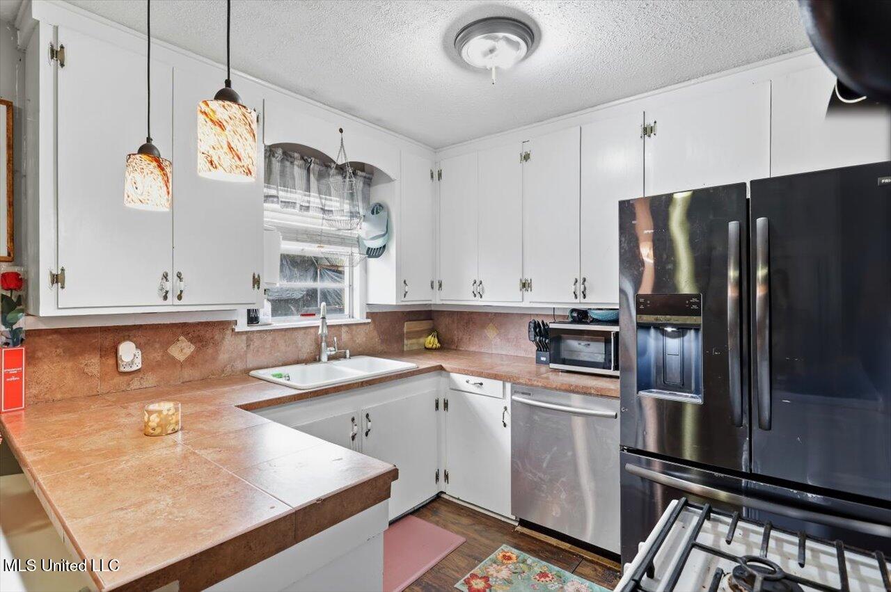 305 Lionel Road Pearl, MS 39208 - Photo 9 of 30 09-305 Lionel Rd _ Home Tours MS