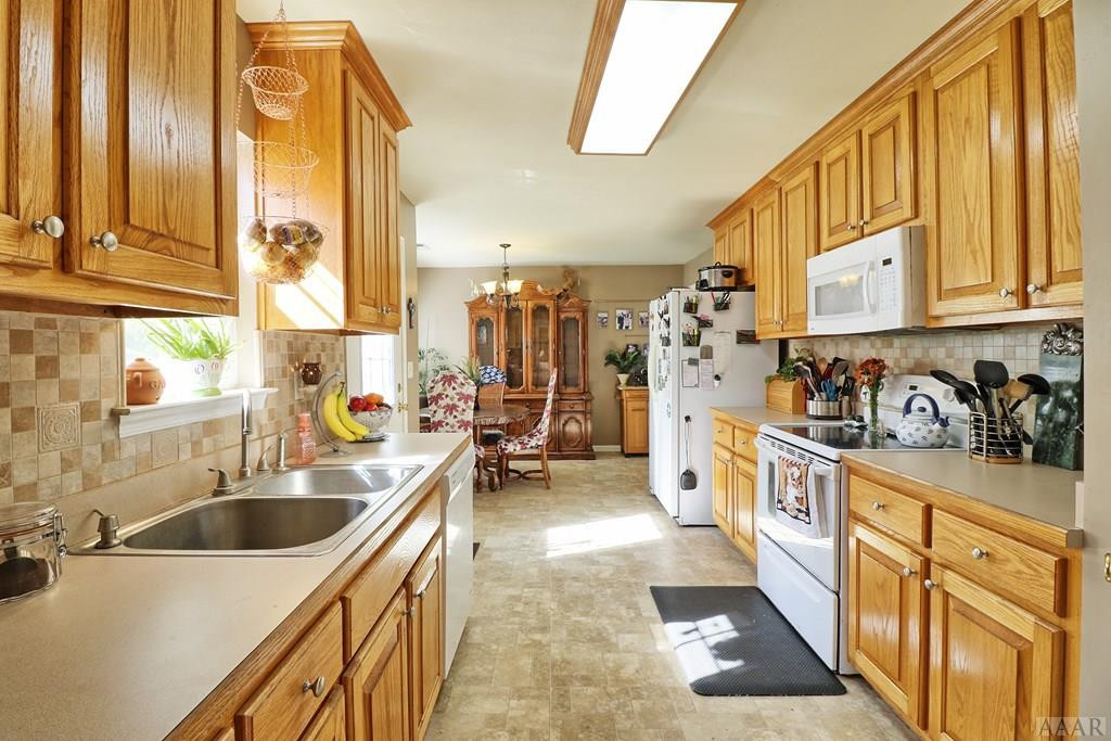 1011 Simpson Ditch Road Elizabeth City, NC 27909 - Photo 6 of 24 Gallery Image 6