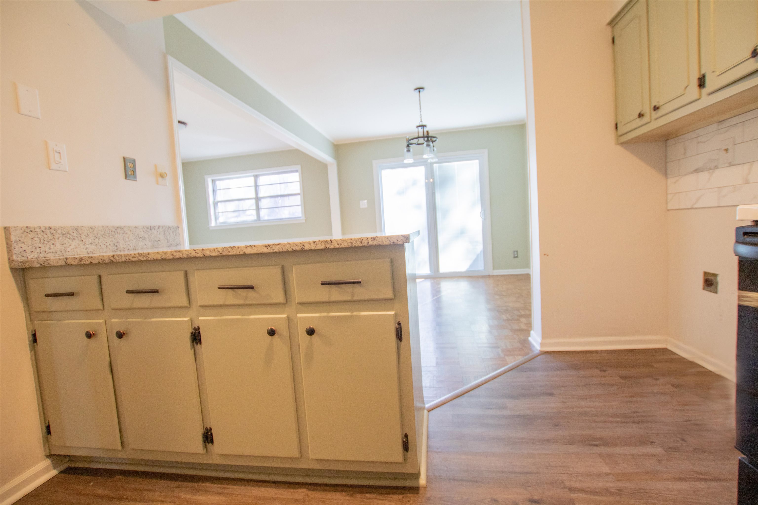 871 South Yates Road, Unit 4 Memphis, TN 38120 - Photo 6 of 22 Gallery Image 6