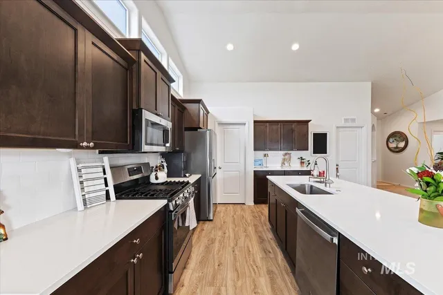 $449,900 | 1289 Sundog Avenue, Middleton, ID 83644