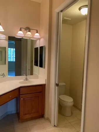 $2,400 | 3500 Oaks Clubhouse Drive, Pompano Beach, FL 33069
