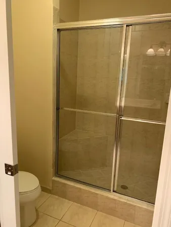 $2,400 | 3500 Oaks Clubhouse Drive, Pompano Beach, FL 33069