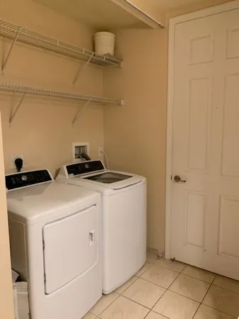 $2,400 | 3500 Oaks Clubhouse Drive, Pompano Beach, FL 33069