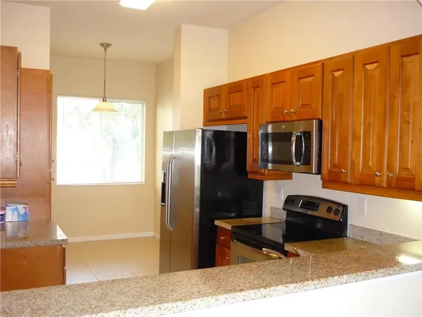 $2,400 | 3500 Oaks Clubhouse Drive, Pompano Beach, FL 33069